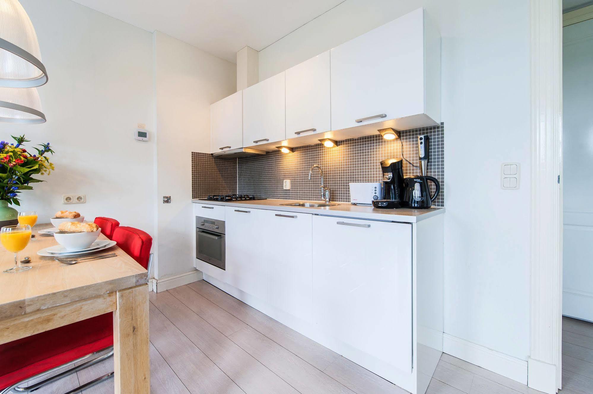 Short Stay Group Dapper Market Serviced Apartments Amsterdam Exterior photo